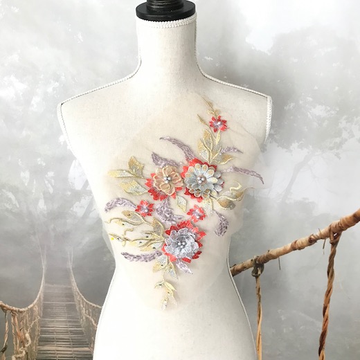 花柄 内祝い ラインストーン付きの刺繍チュールのモチーフです モチーフ 立体感 ゴールド 激安通販販売 シルバー オレンジ ハンドメイド 装飾 衣装 花 刺繍 チュール