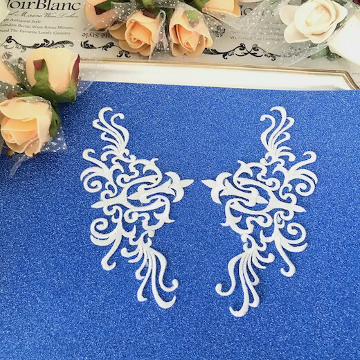 アイロン接着できるホワイトの刺繍ワッペンモチーフセットです モチーフ ワッペン アイロン用 貼り付け アップリケ 白 バトンモチーフ 装飾 レオタード 舞台衣装 爆買いセール パーツ バレエ衣装 ホワイト 保証 衣装